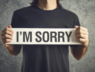 Illustration of I'm Sorry vs I Apologize