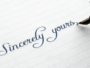 Illustration of Yours faithfully vs Yours sincerely